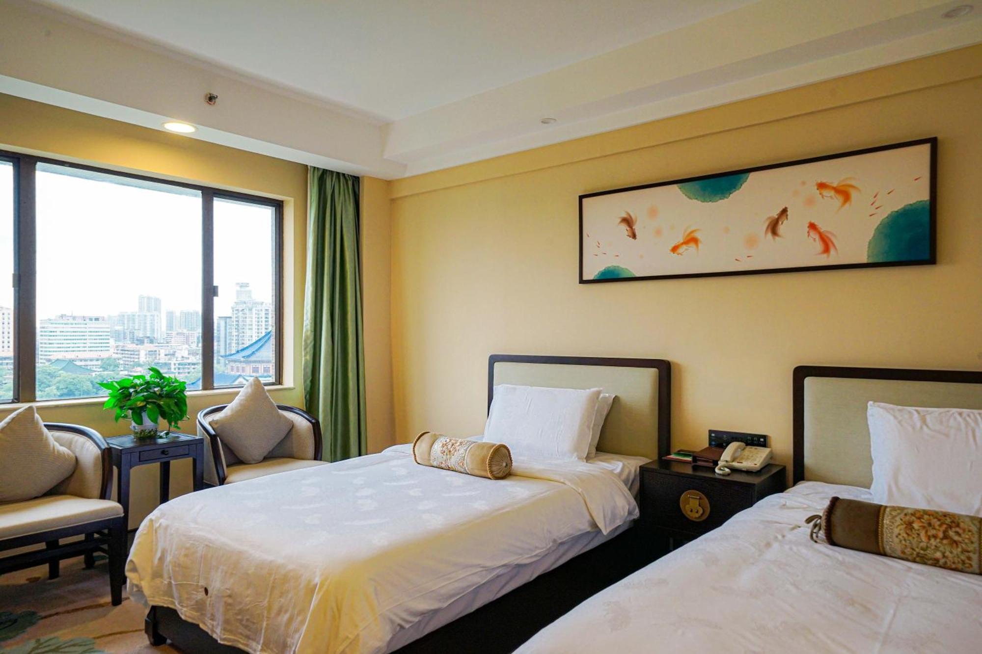 Guangdong Hotel-Free Shuttle & Registration Counter Service During Canton Fair Exterior photo
