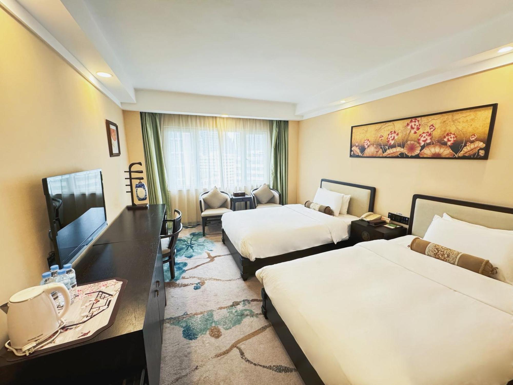 Guangdong Hotel-Free Shuttle & Registration Counter Service During Canton Fair Exterior photo
